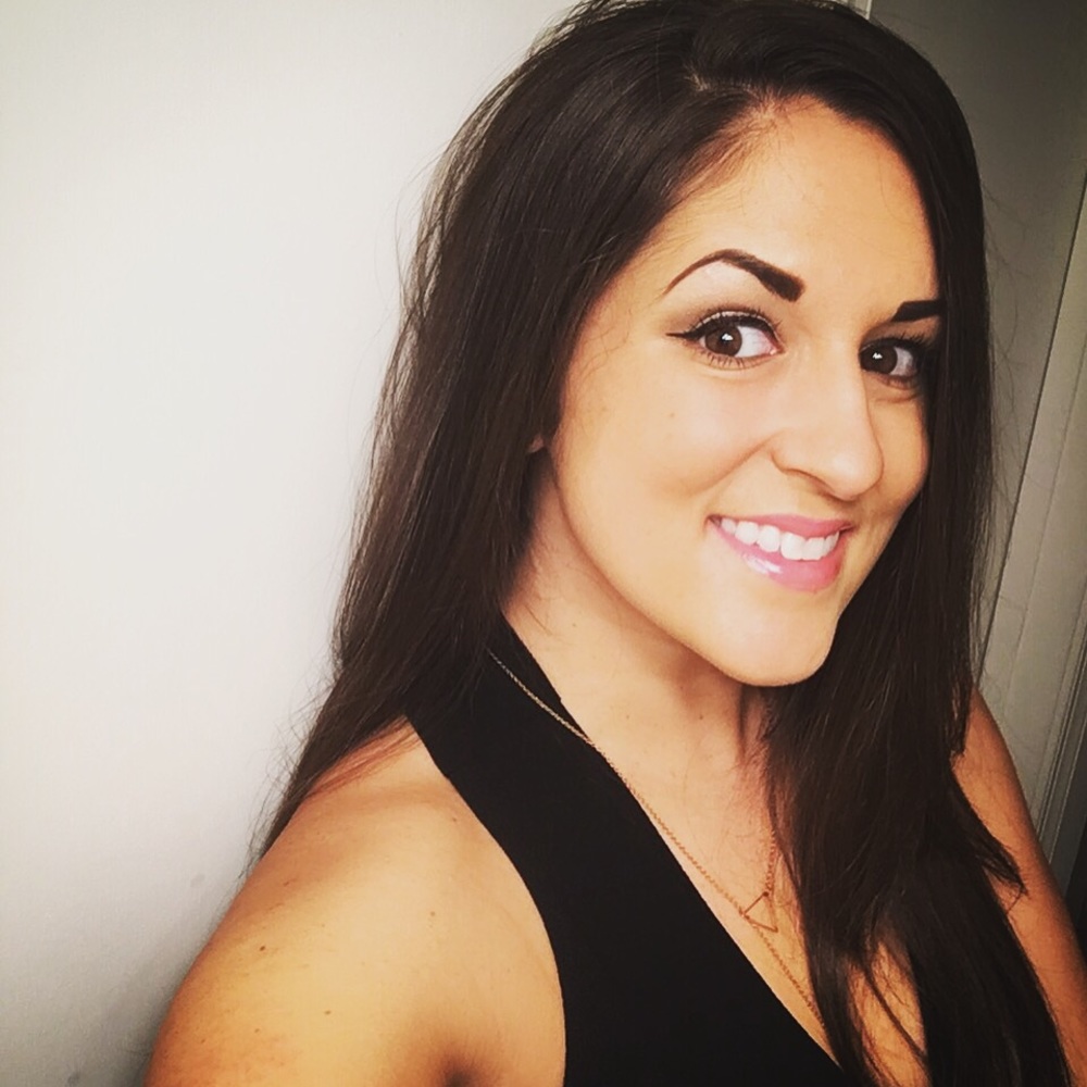 Meet your Posher, Monica